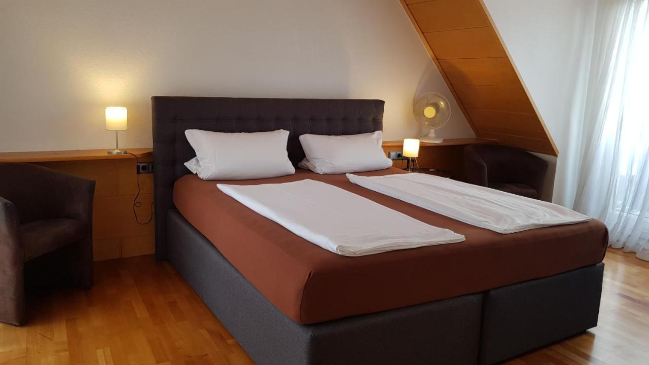 Nibelungen - Ferienwohnungen - Worms - Apartments ภายนอก รูปภาพ